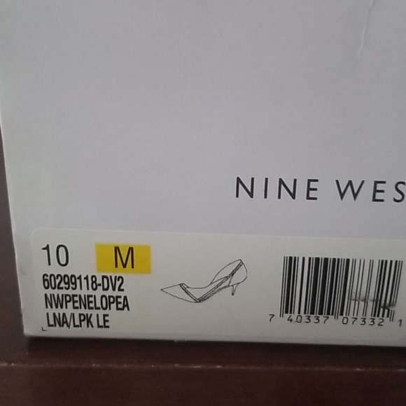 New! Beige Leather kitten heel points - Picture 7 of 8